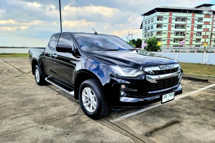 Isuzu D-Max Cab 1.9 Hilander L(DA) 2022